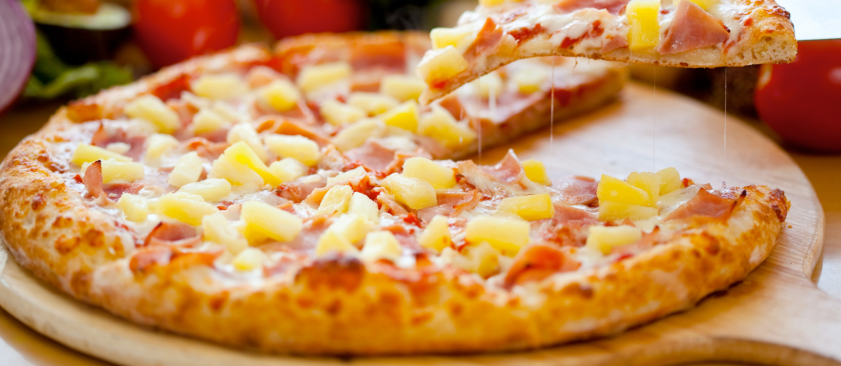 Hawaiian Pizza | Traditional Pizza From Canada