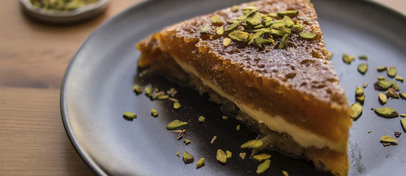 Ekmek Kadayıfı \| Traditional Bread Pudding From Afyonkarahisar, Turkiye \| TasteAtlas