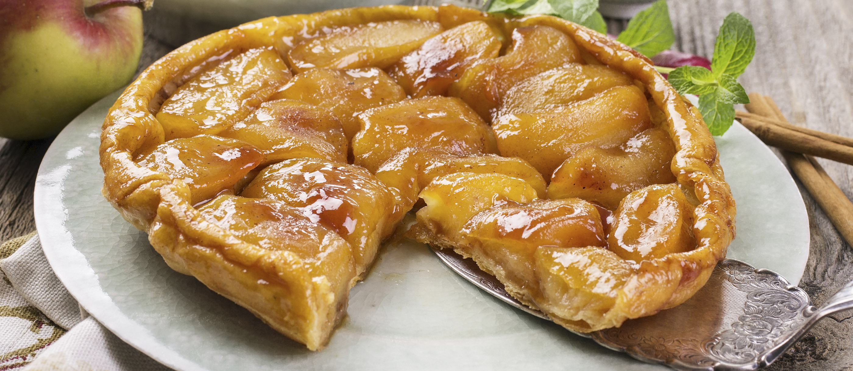 Tarte Tatinページ The best tarte tatin - A Hedgehog in the Kitchen