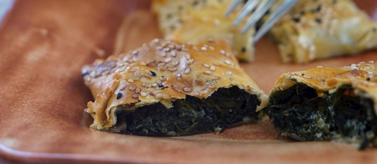 Kalitsounia | Traditional Snack From Crete, Greece