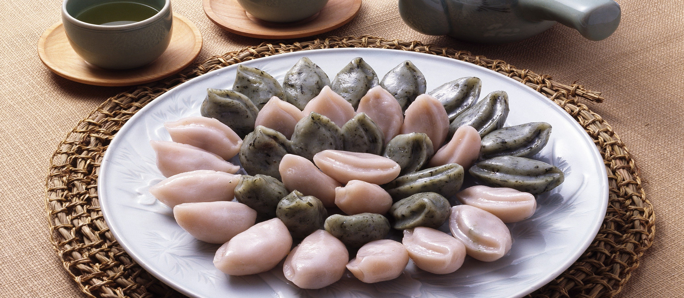 ソンガン SONGPYEON CUSHION (SONG Ver.) Korean recipes: Songpyeon varieties across Korea, part 1 : Korea