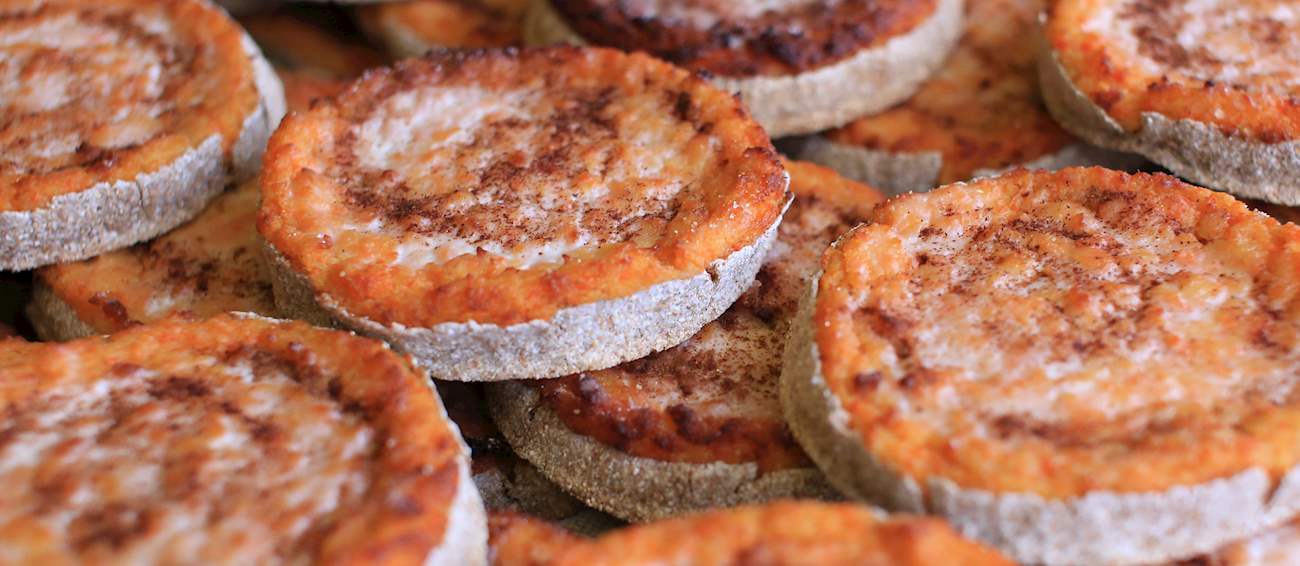 Sklandrausis | Traditional Savory Pie From Courland, Latvia | TasteAtlas