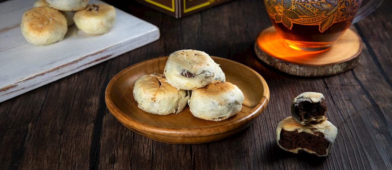 Bakpia traditional pastry in a wooden tray