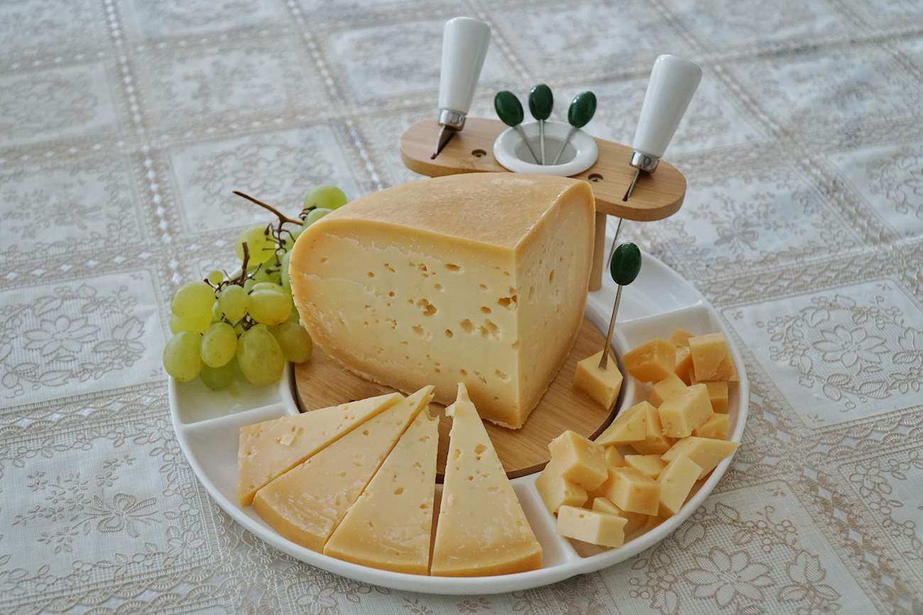 Branza Lui Voda | Local Cheese From Bucharest, Romania