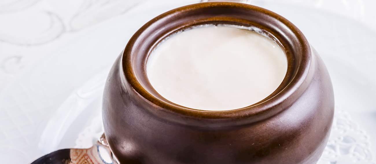 Matzoon Matzoon | Local Dairy Product From Armenia, Eastern Europe
