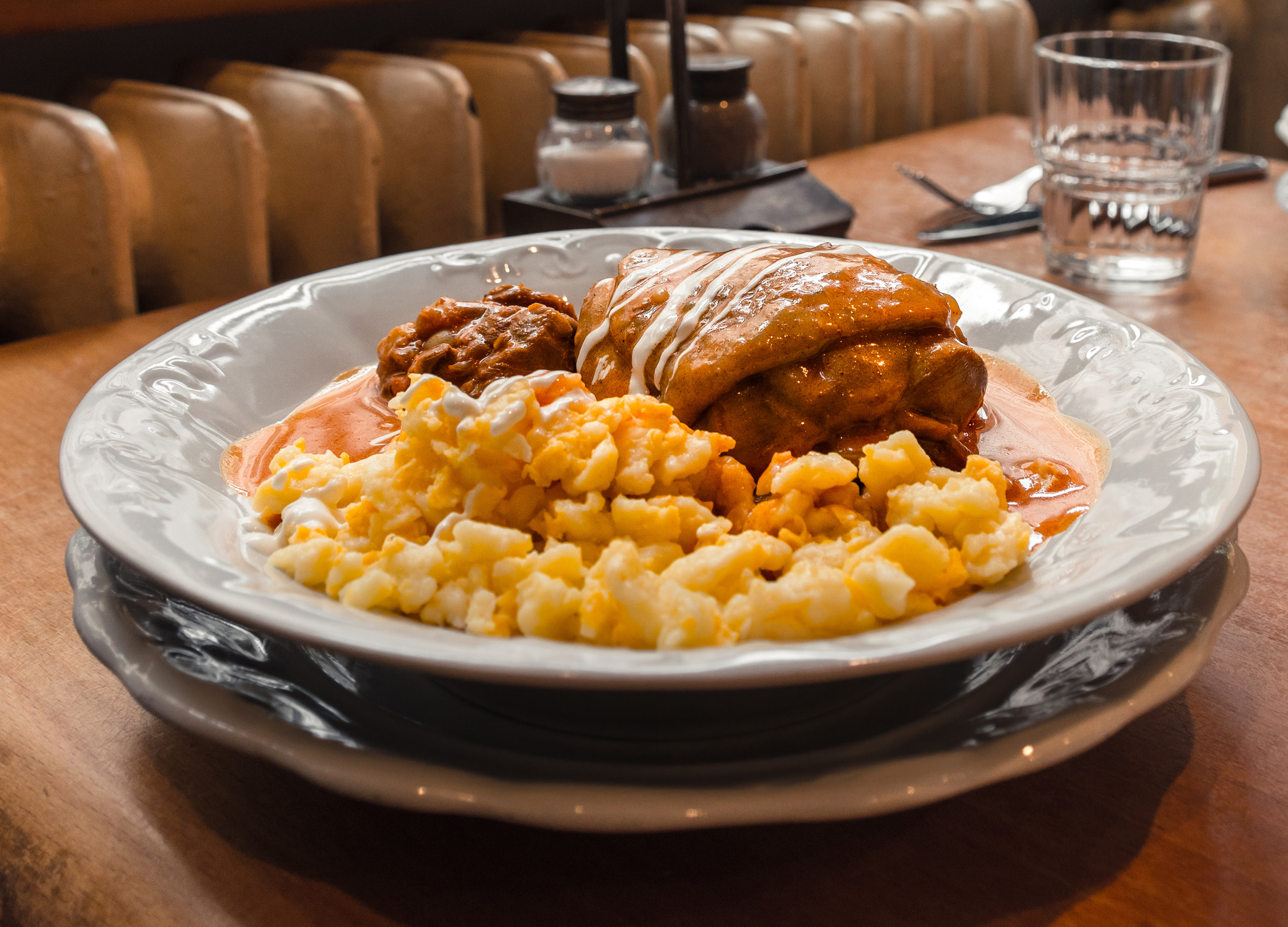 Chicken paprikash, другая подача
