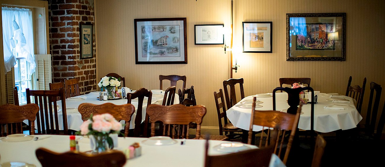 Mrs. Wilkes Dining Room TasteAtlas authentic restaurants